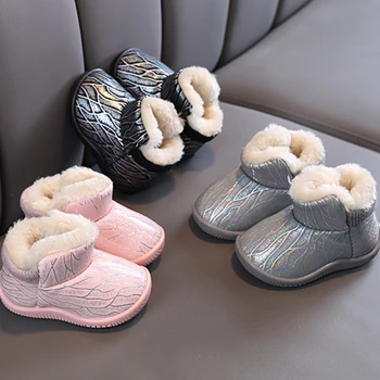 Детски ботуши за сняг Зимни нови водоустойчиви неплъзгащи се детски обувки за момичета Момчета Плюшени топли памучни обувки Princess Short Boots Сапоги