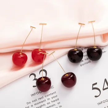 2023 Корейски модни бижута аксесоари на едро естетически сладък лилаво червен плод череша обеци за жени