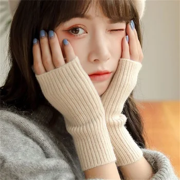 2024 Корейски нови ръкавици с половин пръст Женски есен и зима вълна топлина без пръсти студенти докосване екран дебел плетен маншет
