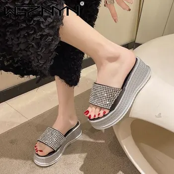 Дамски обувки на висок ток Дамски домашни чехли Платформа Slipers Дамски слайдове Модни джапанки Med 2023 Плосък луксозен гумен блясък